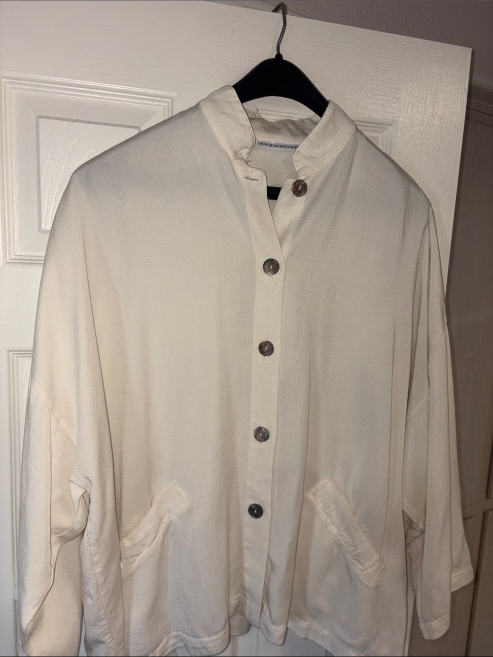 bryn Walker Cream Collared Button Shirt Jacket/ Top with pockets medium
